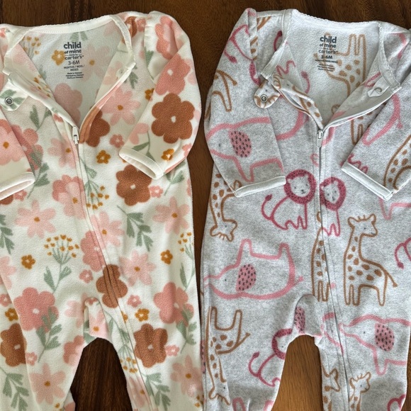 Floral and Animal Print Set of 2 Baby Girl Fleece Footed Pajama One Piece - Picture 2 of 3